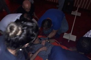 Camide fenalaşan adama 112 müdahale etti