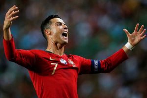 Ronaldo 699'uncu golünü attı