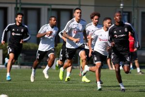 Beşiktaş taktik çalışması yaptı