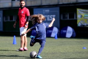 Bursa'dan 2 futbolcu Ukrayna'da turnuvaya katılacak
