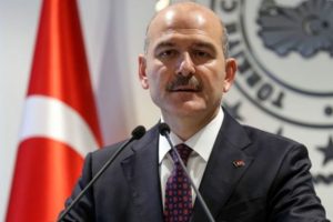 İçişleri Bakanı Soylu roketli saldırıda yaralananları ziyaret etti