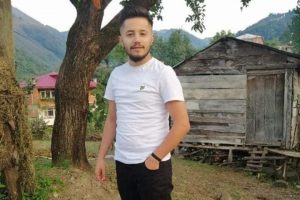 Motorsikletiyle uçuruma yuvarlanan genç hayatını kaybetti