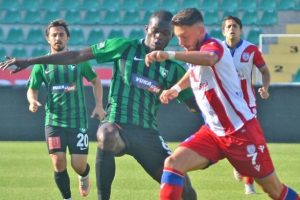 Denizlispor hazırlık maçında Altınordu'yu mağlup etti