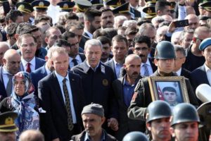 ''Ahmet kanın yerde kalmadı''