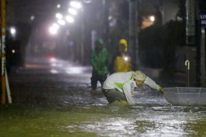 Japonya'da Hagibis Tayfunu 2 can aldı