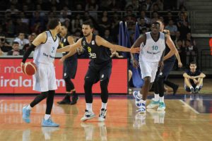 Fenerbahçe Beko farklı kazandı!