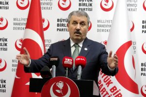 BBP Genel Başkanı Destici: ''KKTC sözde cumhurbaşkanı azledilmelidir''