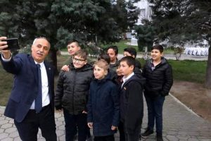 Bursa Yenişehir Belediye Başkanı Aydın'dan okul ziyareti