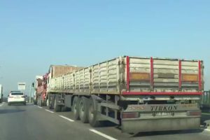 Bursa'da kamyonlara kim dur diyecek? (ÖZEL HABER)