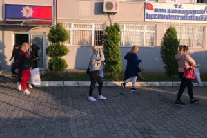 Artvin'de fuhuş operasyonu: 33 kadın sınır dışı edildi