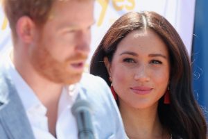 Elton John'dan Prens Harry ve Meghan Markle'a destek