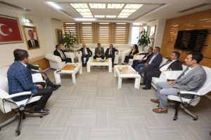 Bursa Nilüfer Belediye Başkanı Erdem'den Yıldırım'a ziyaret