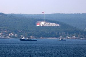 Çanakkale Boğazı'ndan 2 Rus savaş gemisi geçti