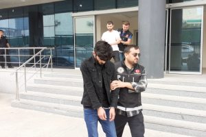 Bursa'da uyuşturucu operasyonu: 13 kişi gözaltında