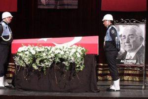Ali Topuz ve Orhan Birgit için tören