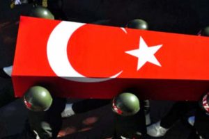 Devriye görevindeki askerlere hain saldırı! Şehidimiz var