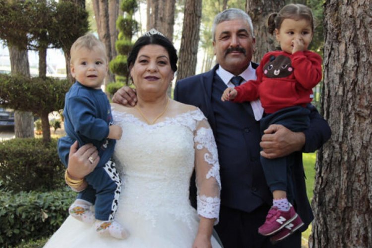 Film gerçek oldu! 9 yıl ayrı kalıp yeniden evlendiler