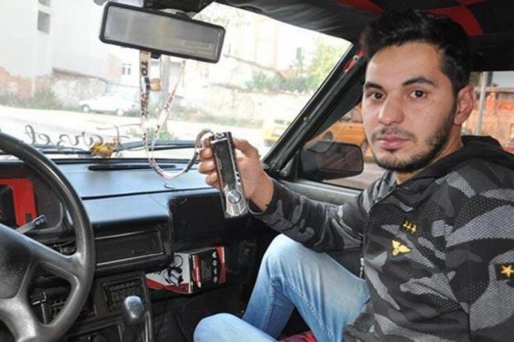 Akılalmaz olay! Teybi çalıp bu notu bıraktılar