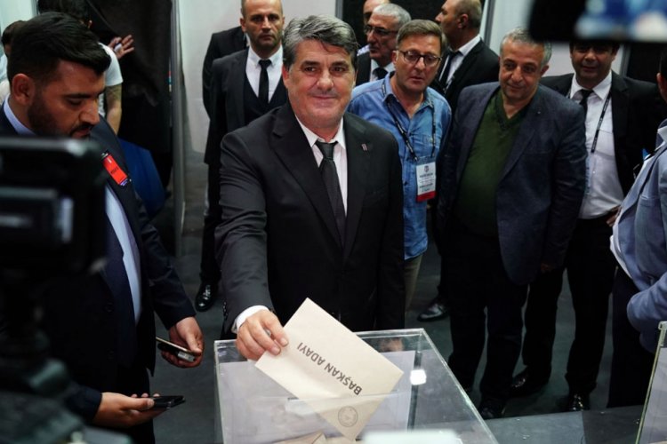 Serdal Adalı oyunu kullandı