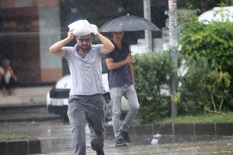 Meteoroloji bu iki ili saat vererek uyardı: 21.30'a kadar sürecek