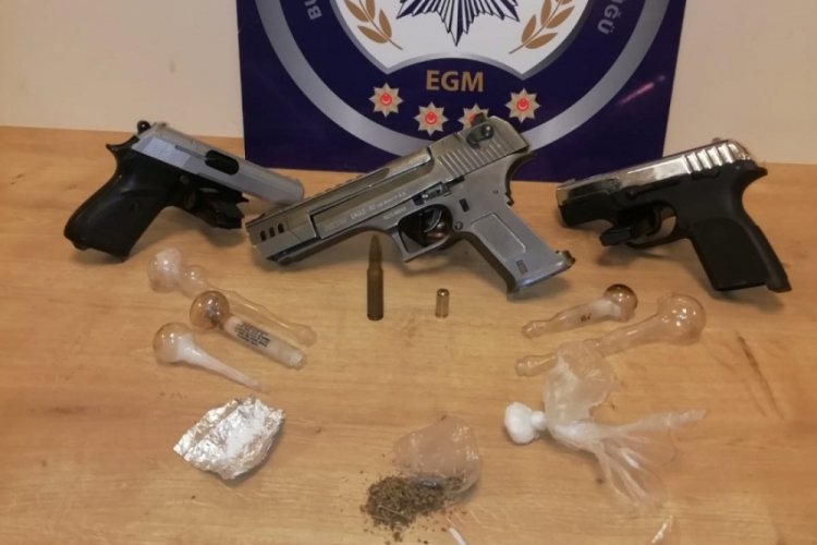 Bursa'da uyuşturucu operasyonu: 5 kişi tutuklandı