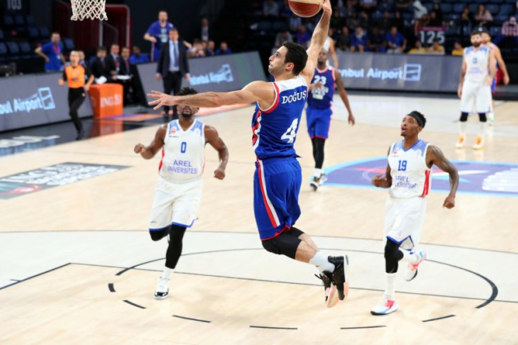 Anadolu Efes - Arel Üniversitesi Büyükçekmece: 109-69
