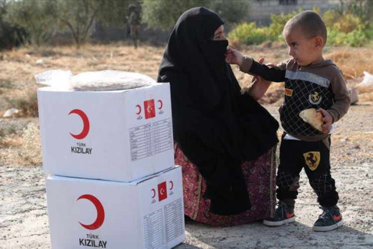 Türk Kızılaydan Tel Abyad'a yardım
