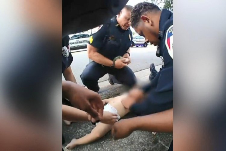 ABD polisi, nefes borusuna kraker kaçan bebeği böyle kurtardı