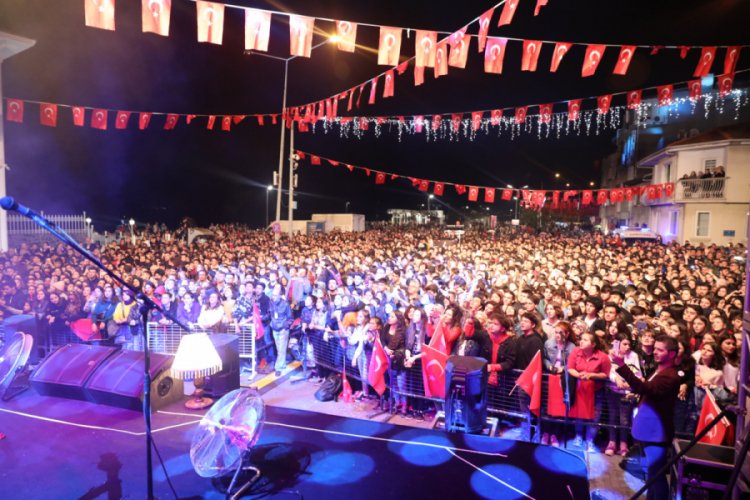 Bursa'da coşkulu 'Cumhuriyet' kutlaması