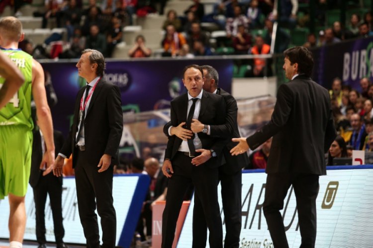 Tofaş Başantrenörü Orhun Ene'ye 7 bin 500 TL ceza