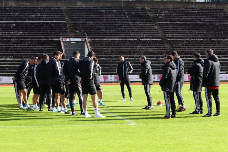 Beşiktaş, Denizlispor maçı hazırlıklarına Portekiz'de başladı