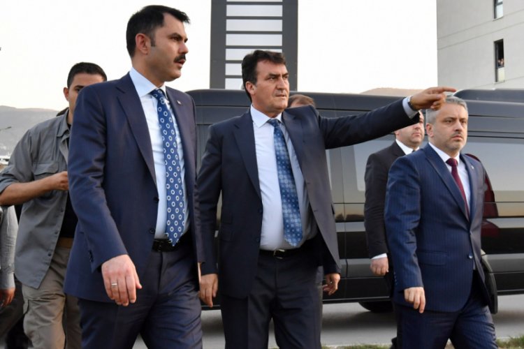 Bursa Millet Bahçesi'ne Bakan Kurum'dan tam not