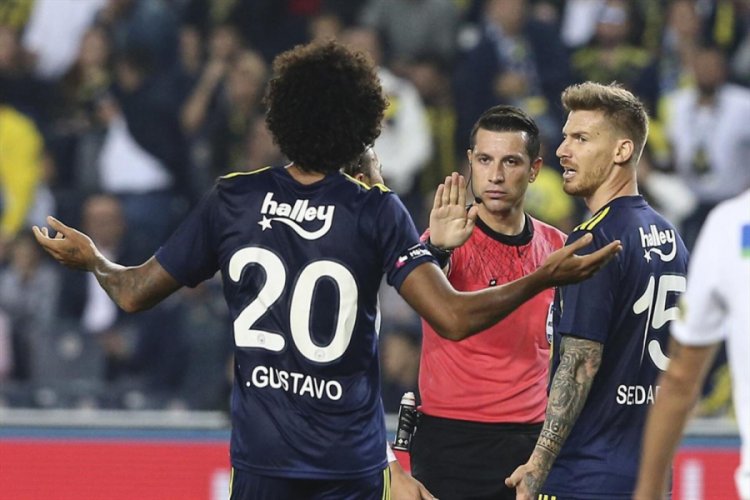 Kadıköy'de 5 gol, 2 kırmızı kart