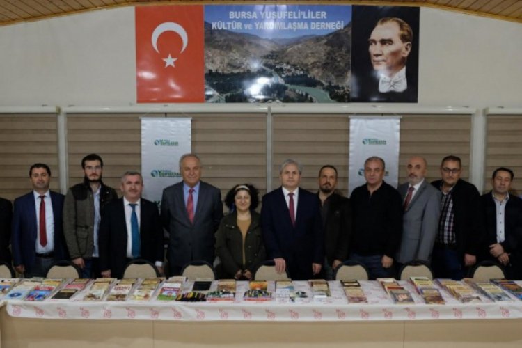 Bursa Yusufelililer Derneği'nden kitap bağışı