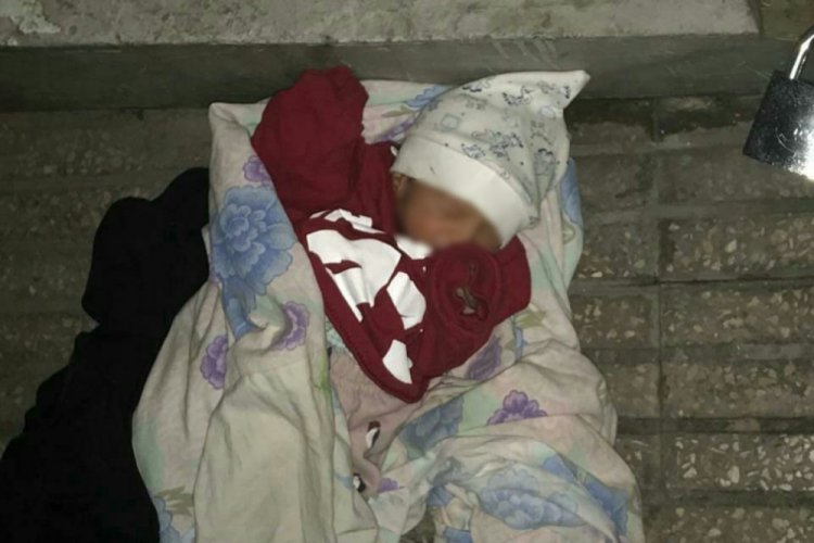 Sokağa terk edilmiş bebek bulundu