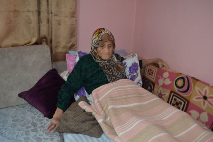 Bursalı 106 yaşındaki Şükriye nine Atatürk'ü anlattı
