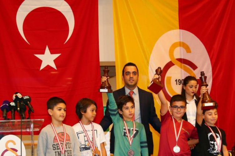 10 Kasım Atatürk'ü Anma Satranç Turnuvası tamamlandı