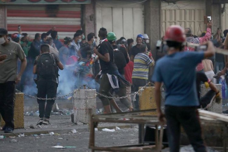Irak'ın Zikar kentinde 4 gösterici hayatını kaybetti