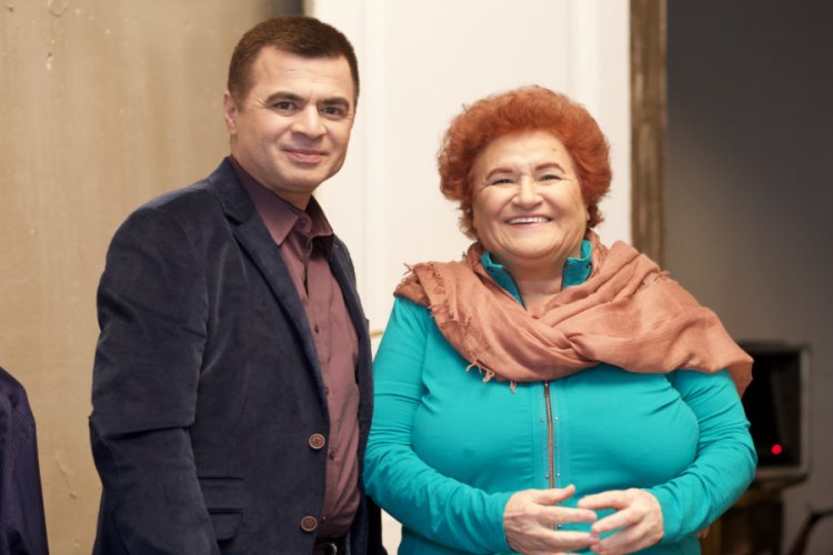  Ferhat Güneyli ''Dostum Dostum'' albümünde Selda Bağcan ile buluştu