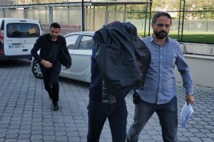 Polis yüzden fazla kamera görüntülerini inceleyerek kapkaççıyı yakaladı