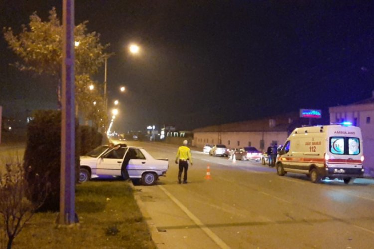 Çorum'da iki otomobil çarpıştı: 2 yaralı