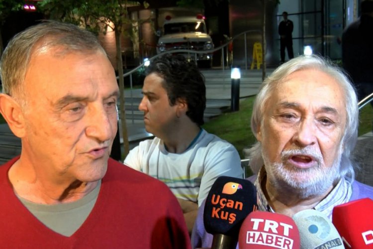 Sanatçılar Yıldız Kenter için hastaneye geldi