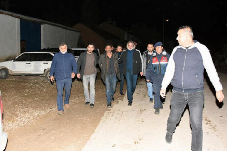 Eski eşini yaralayıp sevgilisini öldürmüştü! Polisin geldiğini görünce...