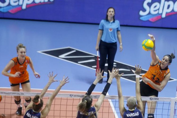 Türk derbisinde kazanan Eczacıbaşı VitrA