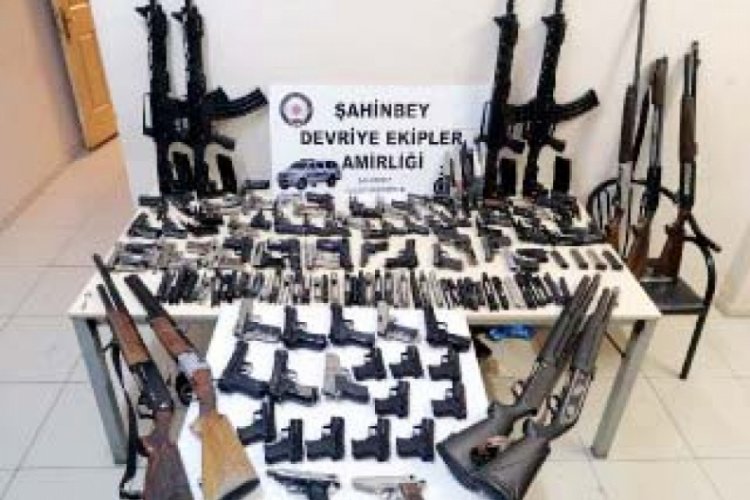 Gaziantep'te 88 tabanca ve 11 tüfek ele geçirildi
