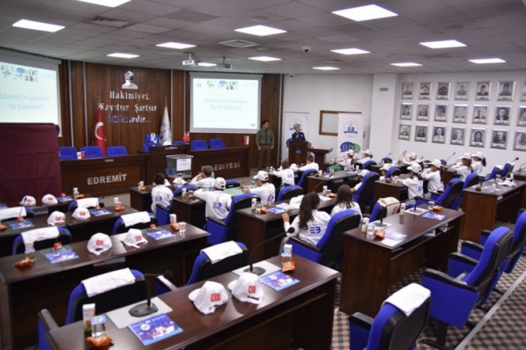 Çocuk meclisi toplandı