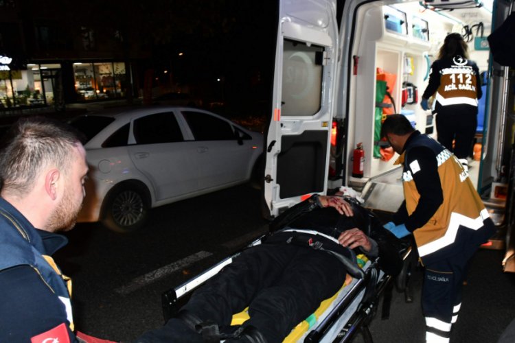 Tekirdağ'da otomobil sürücüsü yayaya çarpıp, kaçtı