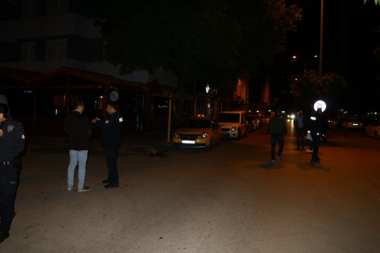 Adana'da bıçaklı kavga: 1'i ağır 2 yaralı