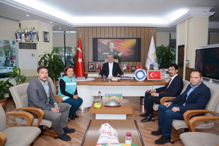 Bursa Karacabey'de bakıma muhtaç kişilere destekler hız kesmeyecek