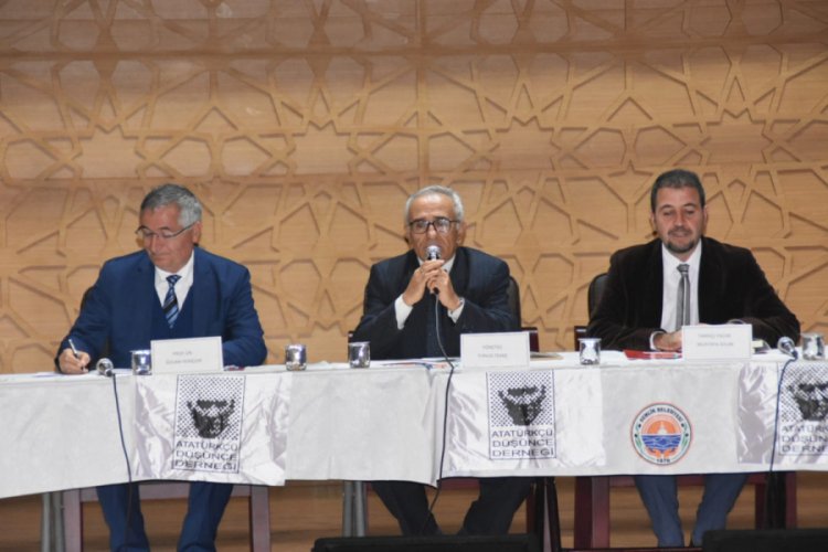 Bursa Gemlik'te Atatürk anlatıldı